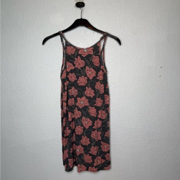 O'Neill Pink and Gray Floral Top Size M - Picture 1 of 4